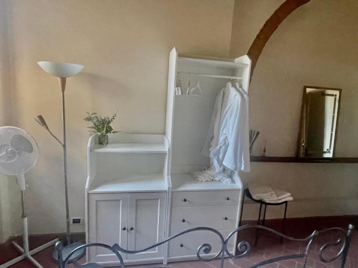 Casa Vacanza Villaggio Poggio Rosso Arezzo Exterior foto